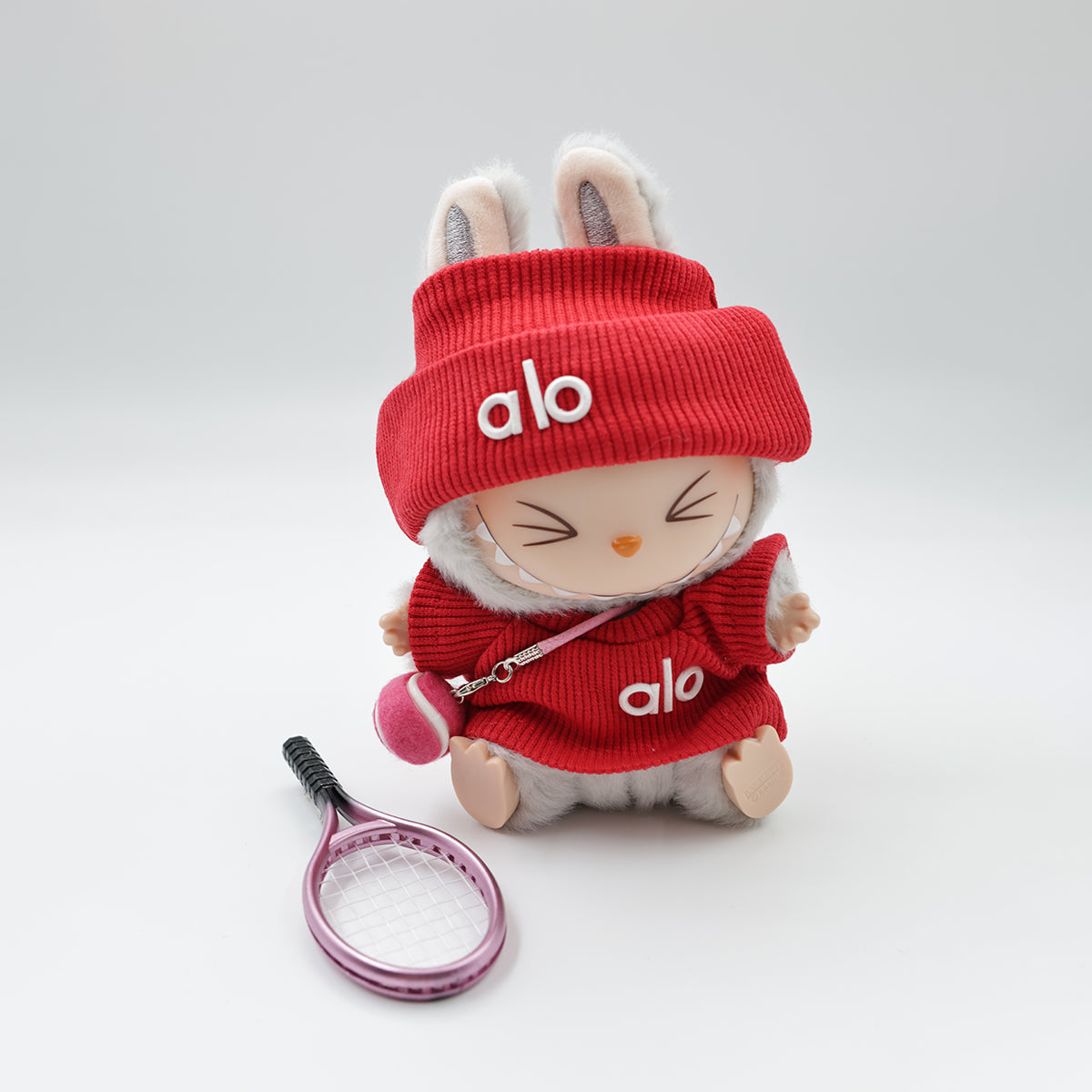 Labubu Fashion Clothing OL Sports Style - Haute 4-piece Set (Clothes, Hat, Tennis Balls and Rackets)