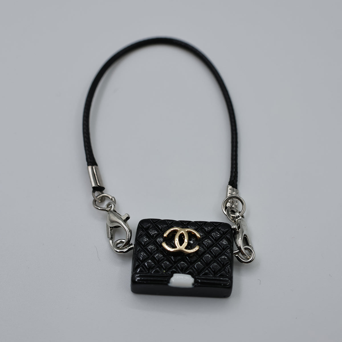 Labubu  Mini Chain Bag – (Doll Accessory)