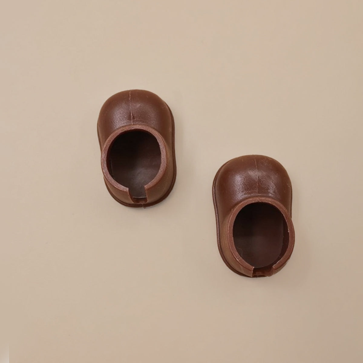 Labubu mini casual shoes–Doll Accessory