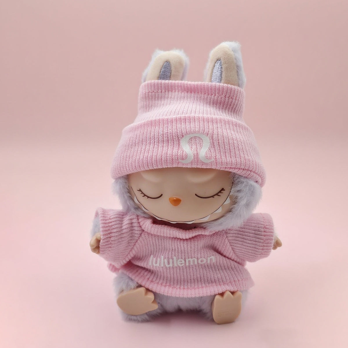 Labubu Fashion Lulu Sports Style - Premium 2-Piece Set (Clothes and Hat)