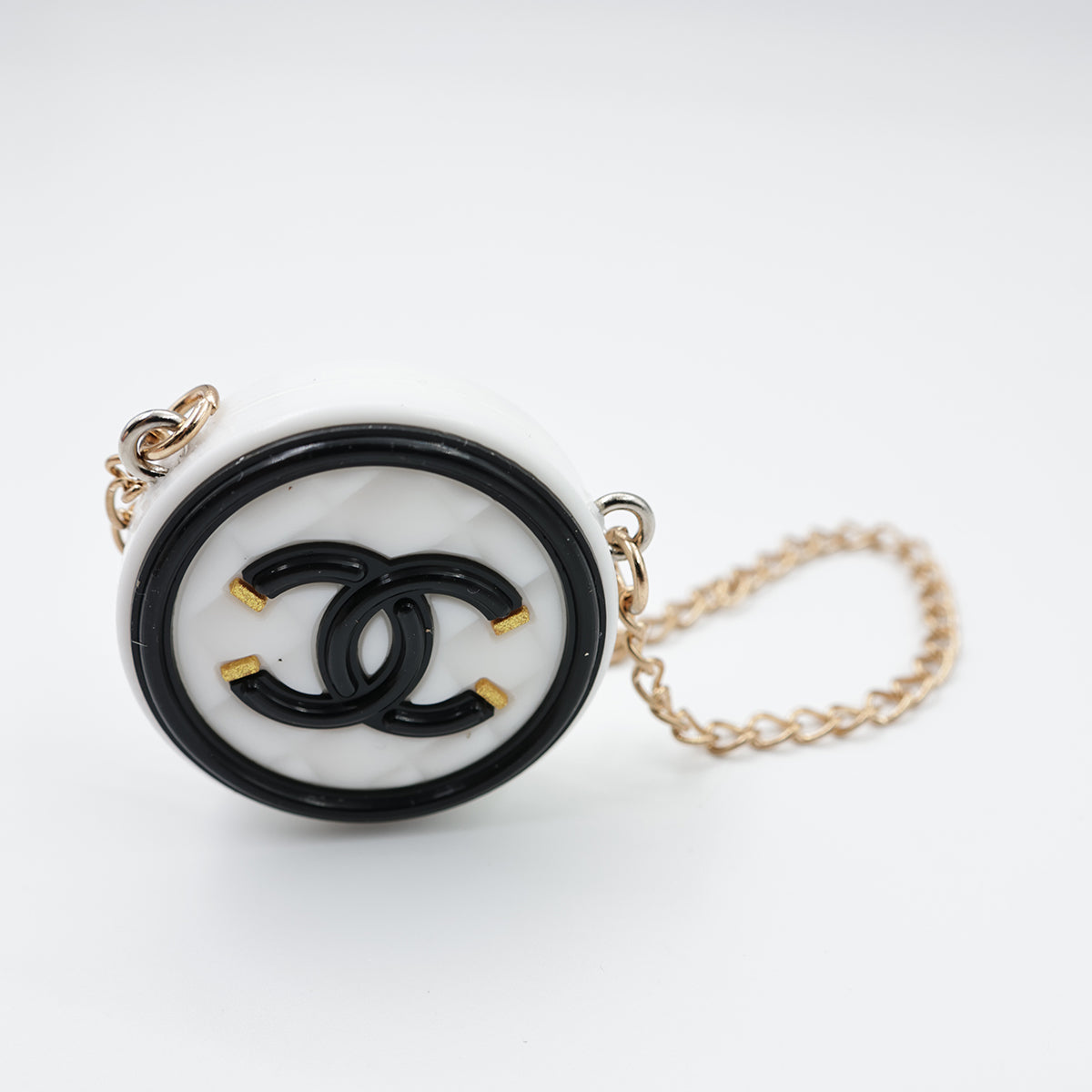 Labubu  Mini Chain Bag – (Doll Accessory)