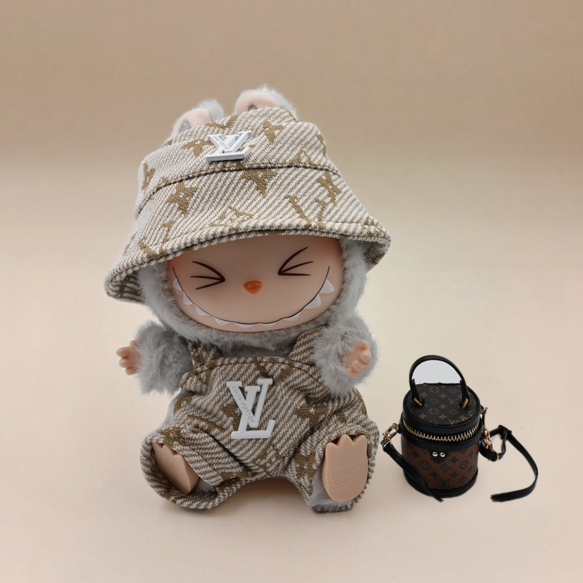 Labubu Fashion Clothing L Strap Metal-Haute 3-Piece Set (Clothes, Hat and Bag)