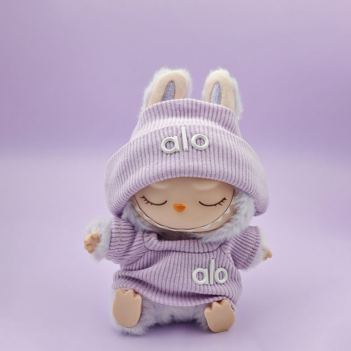 Labubu Fashion Clothing OL Sports Style - Premium 2-Piece Set (Clothes and Hat)