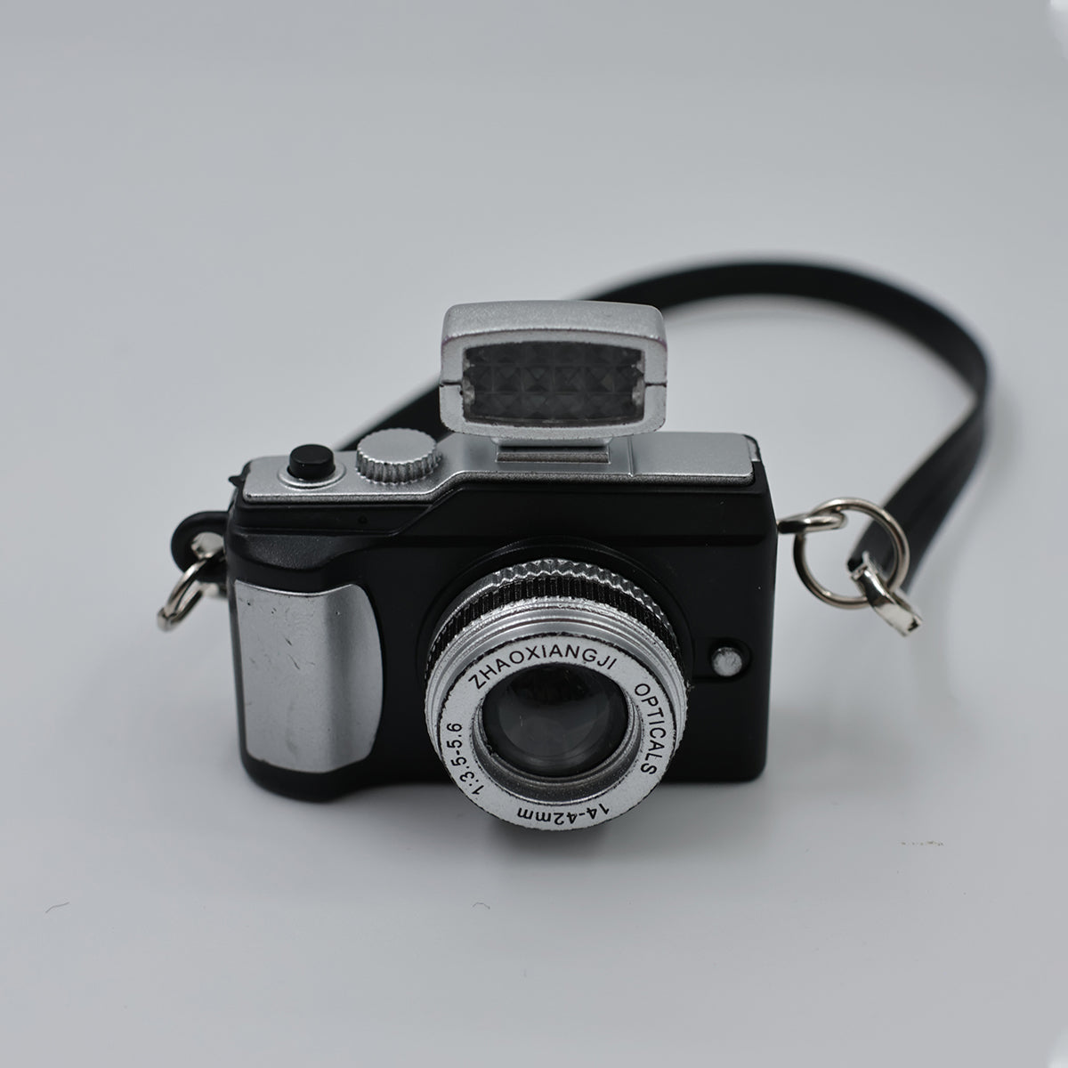 Labubu mini camera – (Doll Accessory)