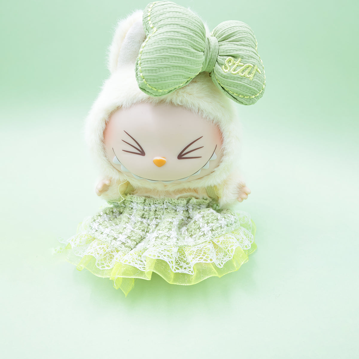 Labubu Fashion - Green High-End Wedding Dress with Headpiece