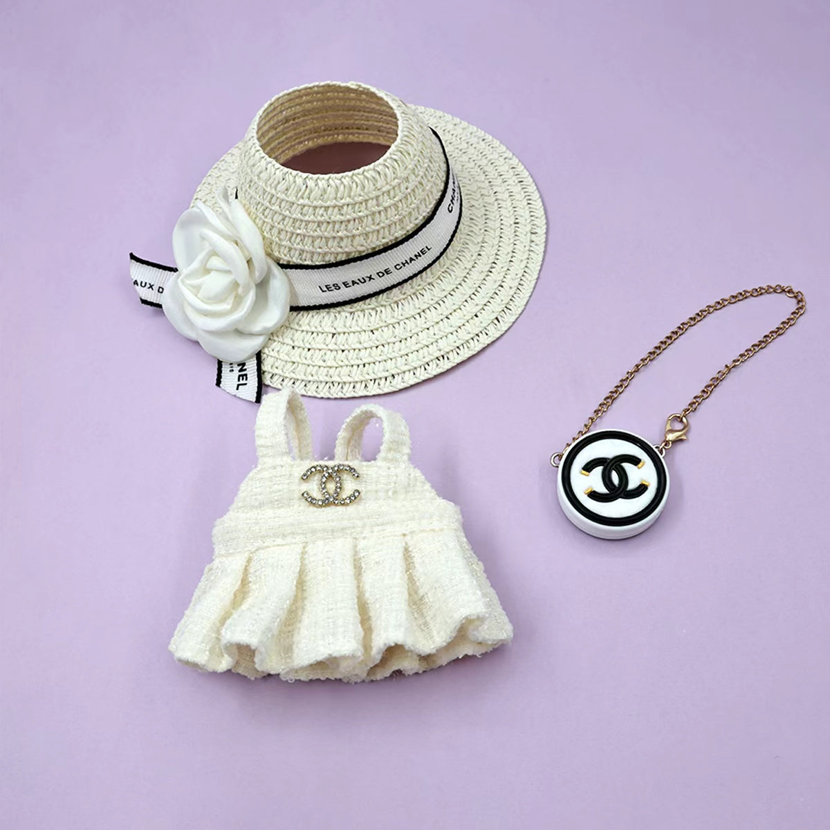 Chanel style white luxury suit (Clothing, Hat and Bag)